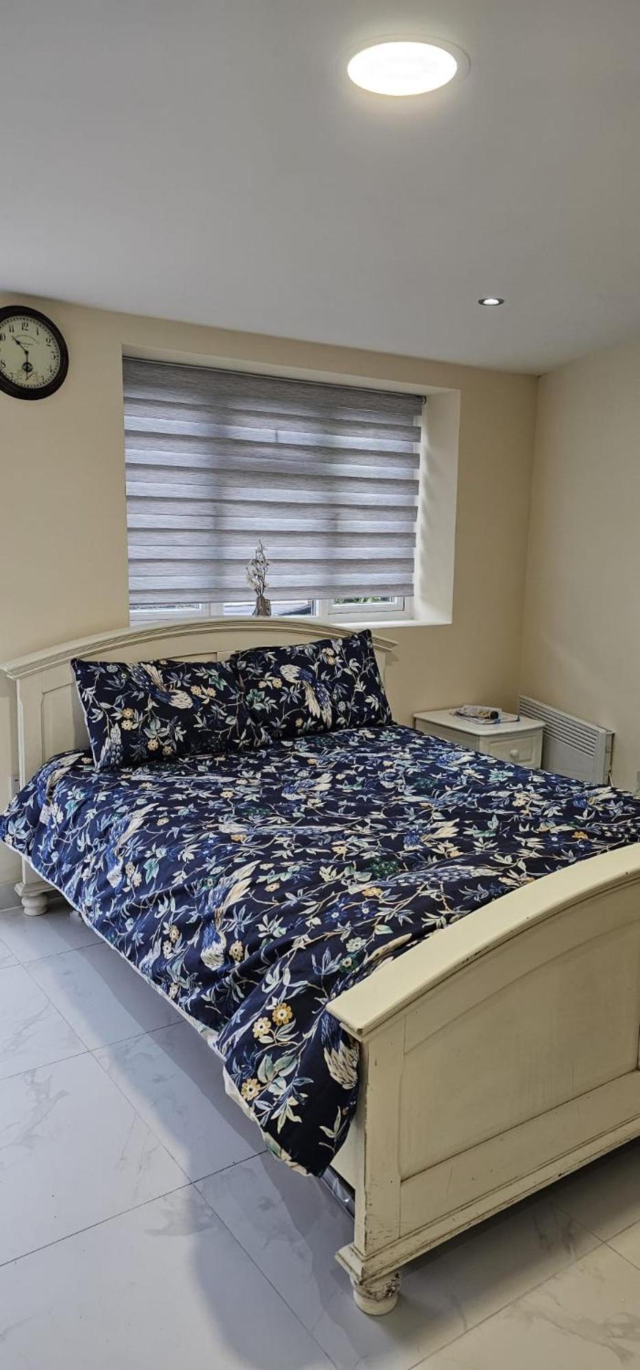 Cozy Near To Tube Station Apartment